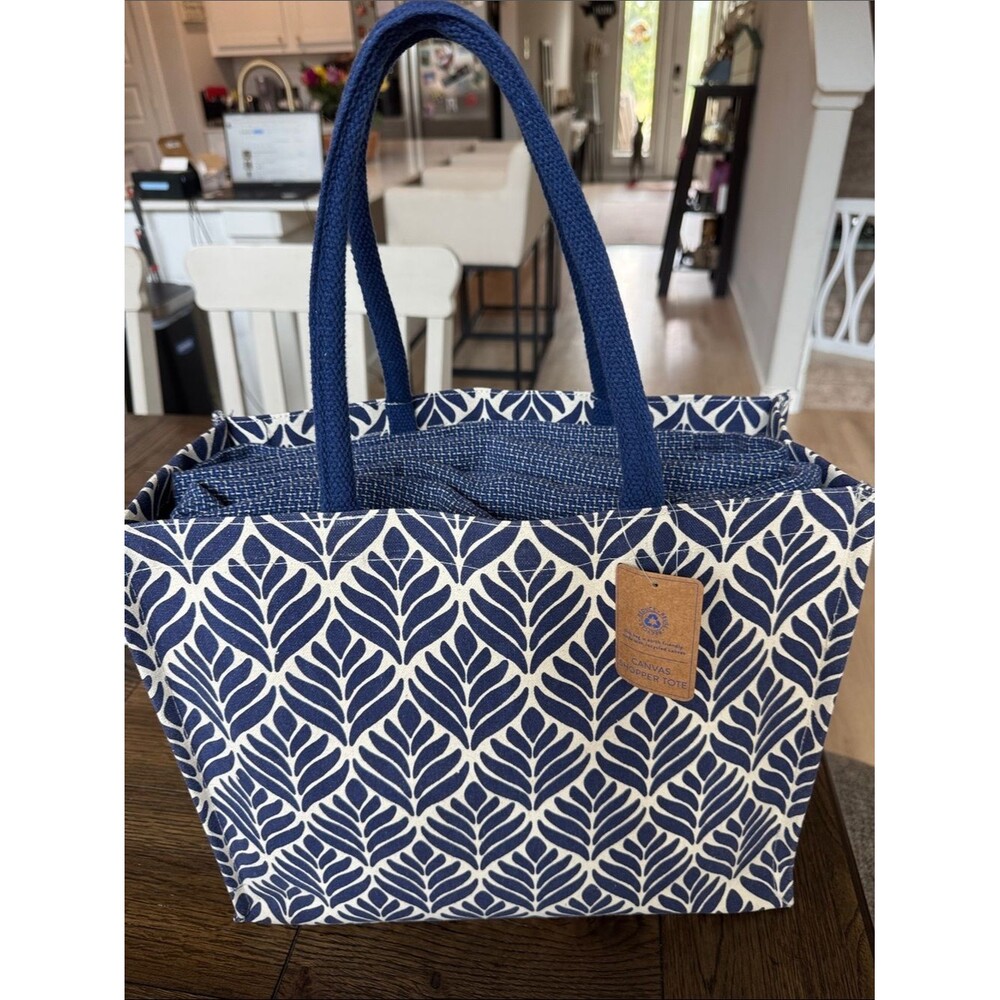 Crate&Barrel Queen Size Cotton Blanket